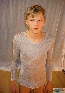 帅哥穿隐形内裤照片